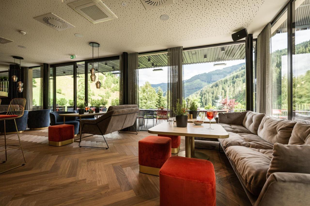 Goldstueck - Adults Only Hotell Saalbach-Hinterglemm Exteriör bild
