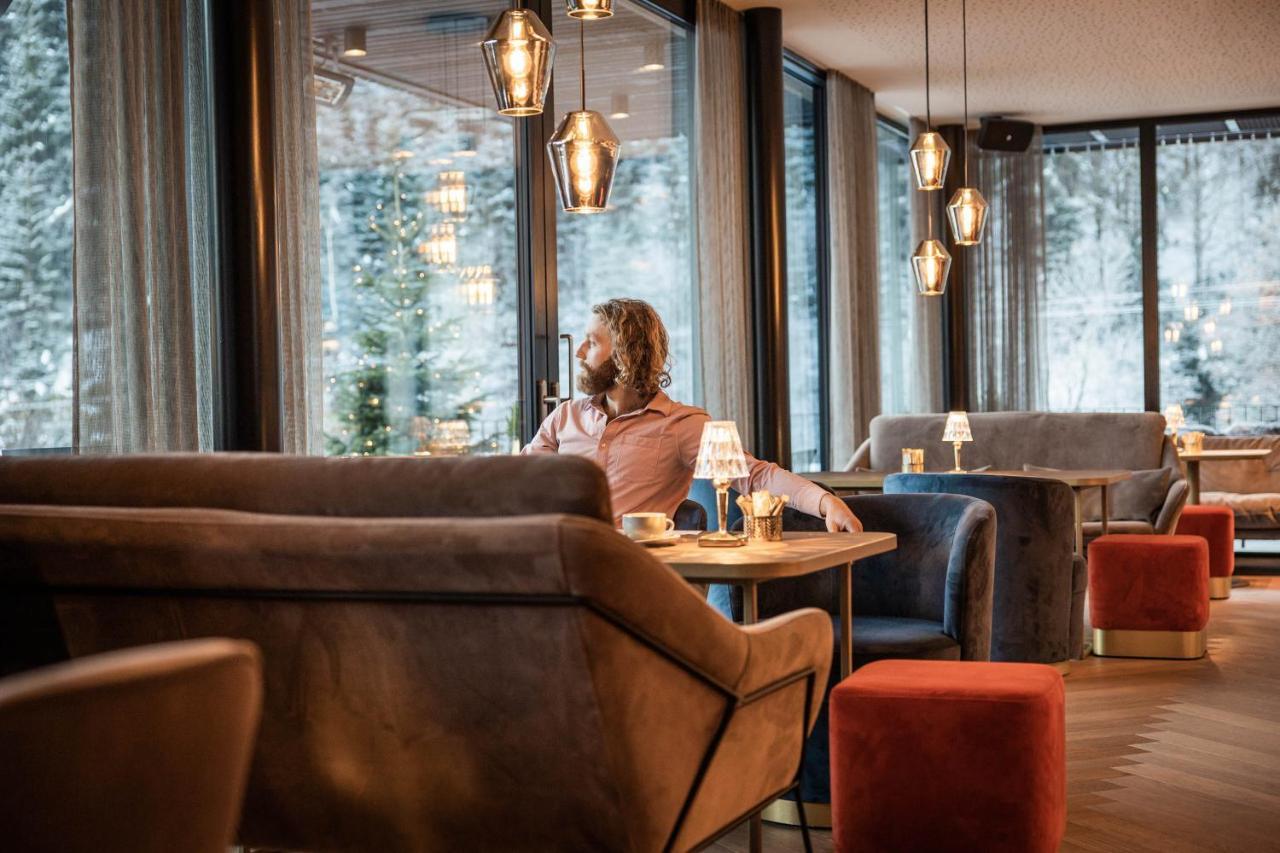 Goldstueck - Adults Only Hotell Saalbach-Hinterglemm Exteriör bild